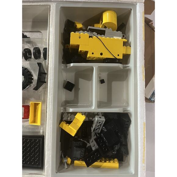 Vintage LEGO Universal Building Set #404 W/ Orig. Box And Instruction Manual - Picture 11 of 16